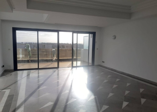 A louer Grand Duplex 250 m²  au Lac 2