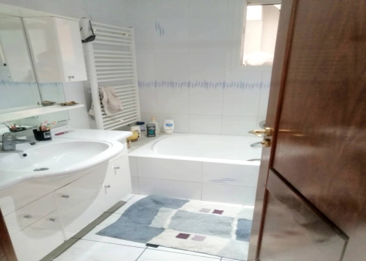 A louer S+2 spacieux - Bien immobilier à {"id":23,"country_id":219,"name":"TUNIS","slug":"tunis"} - Agence Immobilière immo\'in
